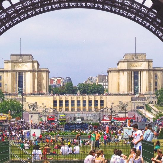 things to do in paris in august featured image
