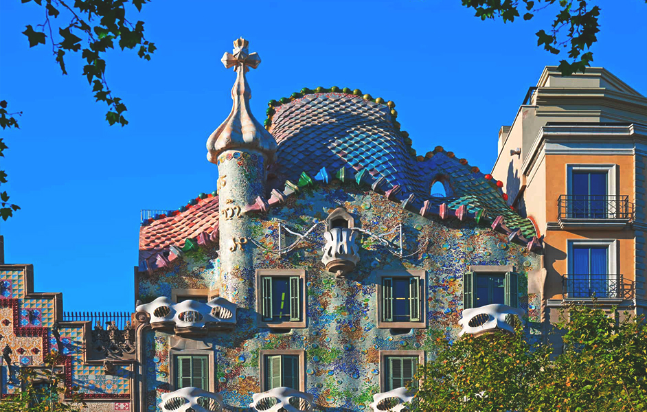 casa-Batllo outside image