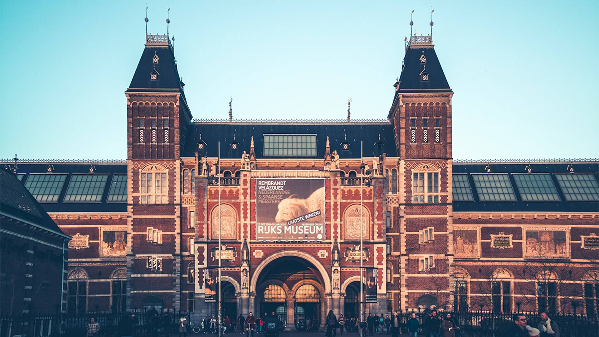 When is the best time to visit Rijksmuseum?