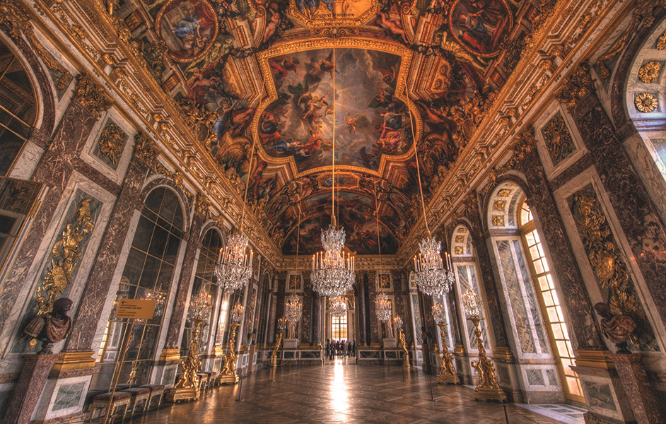 When Is The Hall of Mirrors Of Versailles Open?