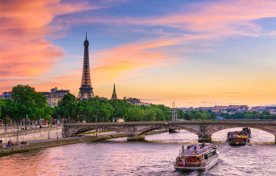 Seine River view with Eiffel Tower in the background, Paris