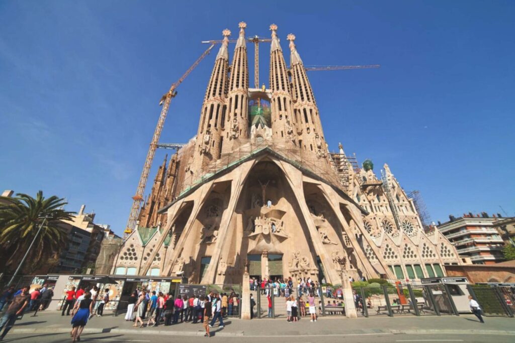 Types of Sagrada Familia Tickets