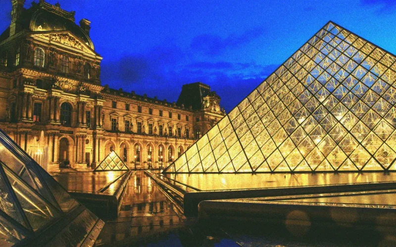 Louvre Museum Night Tour