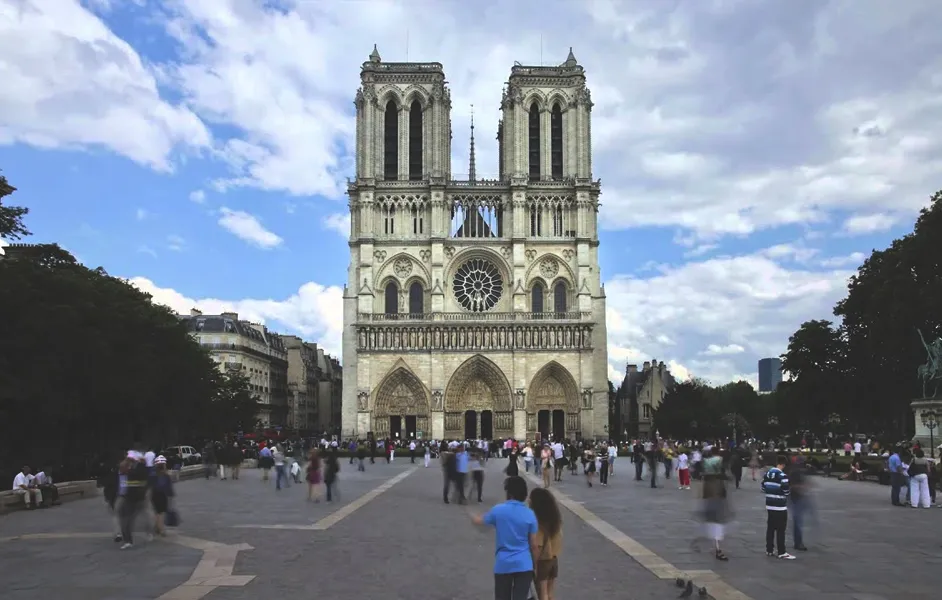 How to Go to the Notre-Dame Cathedral?