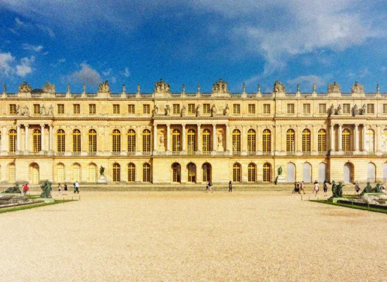 why was the palace of versailles built