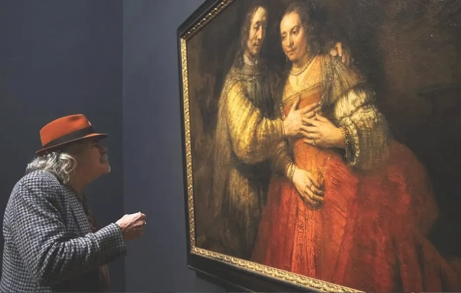 The Jewish Bride is the famous paintings in the rijksmuseum