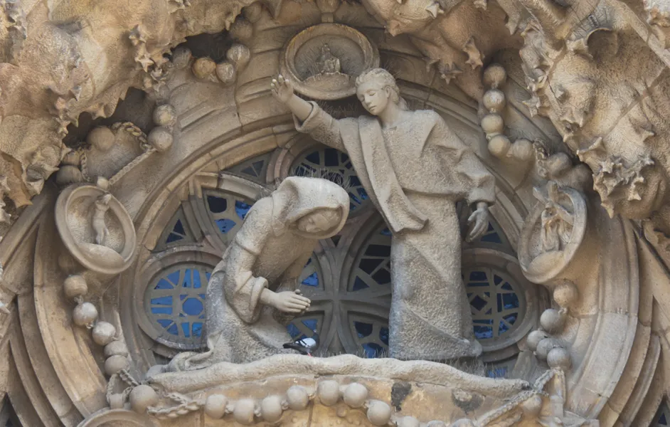 passion facade sagrada familia vs nativity facade - Nativity Facade in morning