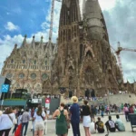 sagrada familia mass times
